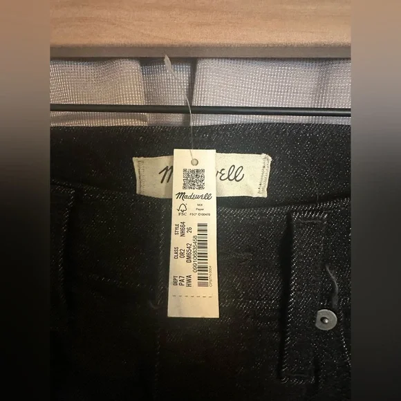 Madewell The Momjean in Hillshore Wash - Picture 3 of 5